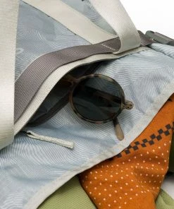 Stoic Adventure Tote -Stoic Sales Store BLA D4 15